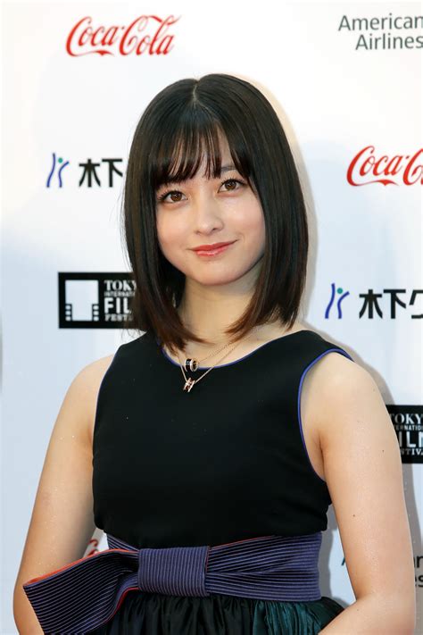 橋本環奈、まさかの「プリクラ」公開にファン歓喜…！ 「衝撃。